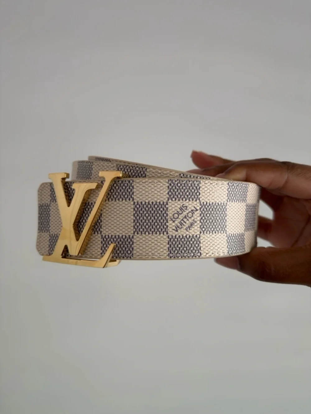 LV Initiales 40mm Reversible Belt - Picture 4 of 6